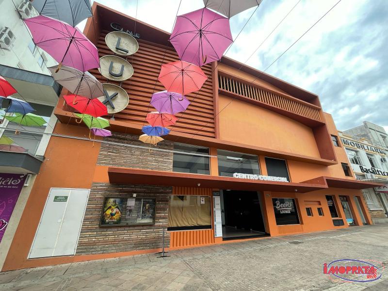 SALA COMERCIAL SUPERIOR