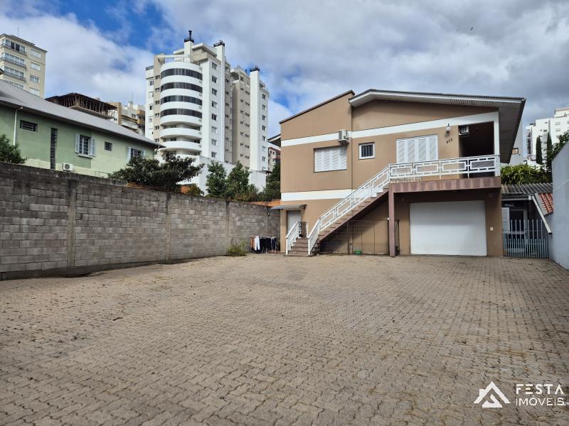 CASA em Centro - Veranópolis - RS